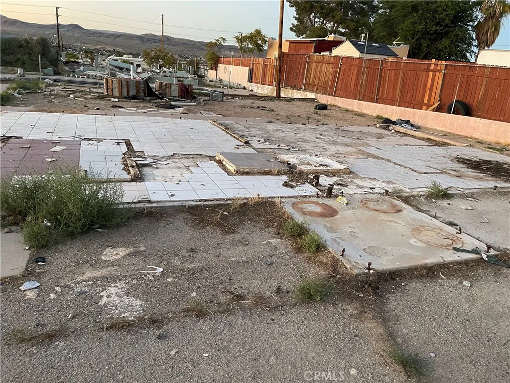 Additional image 11 of 226 E Fredricks St, Barstow, CA 92311