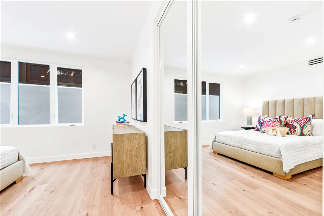 Additional image 61 of 541 4th, Manhattan Beach, CA 90266