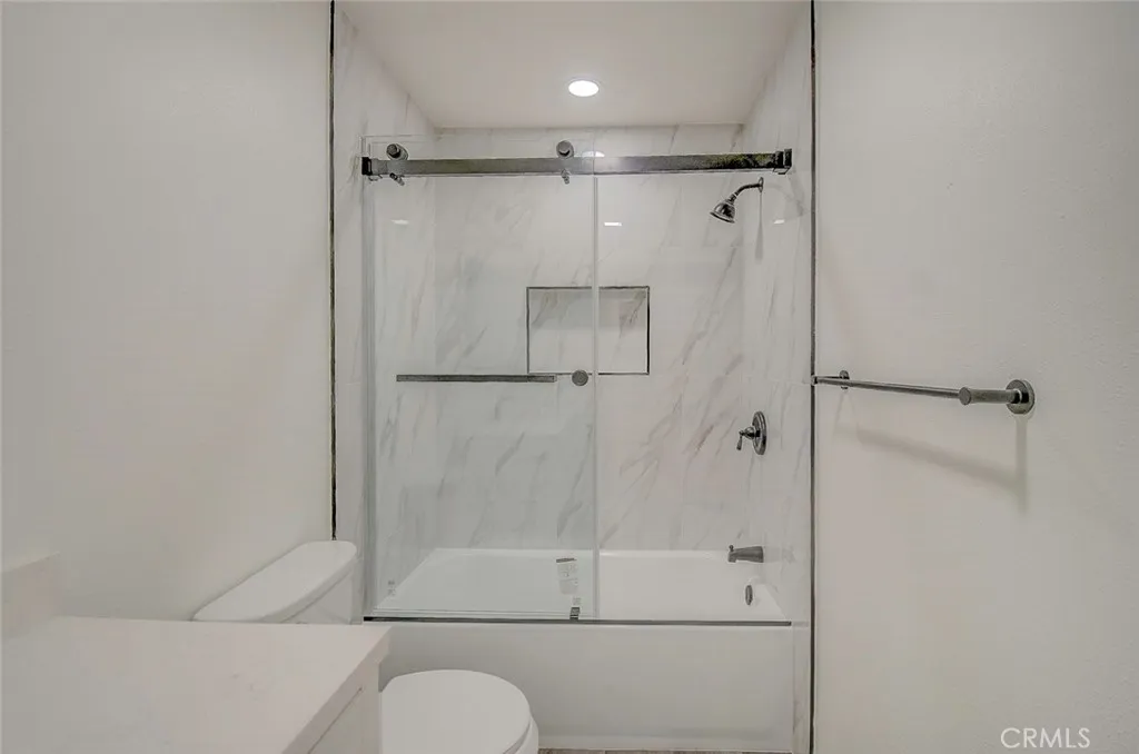 Additional image 35 of 21941 Rimhurst Dr Unit D, Lake Forest, CA 92630