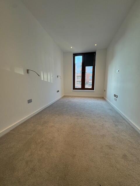 Additional image 9 of Flat 5, Ziggurat House, 25 Grosvenor Road, St. Albans, Hertfordshire