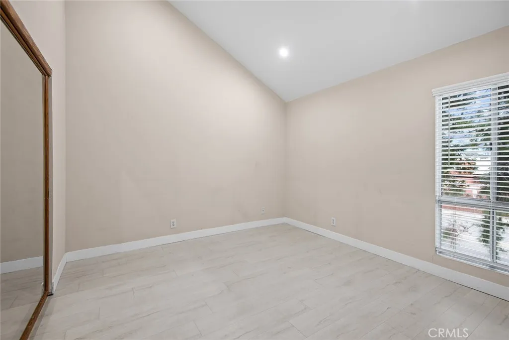 Additional image 35 of 9901 Independence Avenue Unit D, Chatsworth, CA 91311