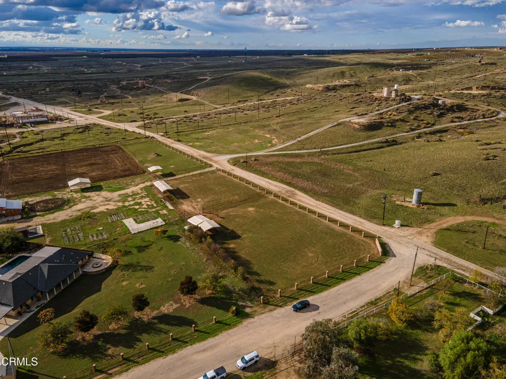 Additional image 142 of 102 Anna Lane, Bakersfield, CA 93308