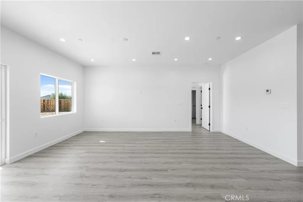 Additional image 20 of 8624 Forest Blvd, California City, CA 93505