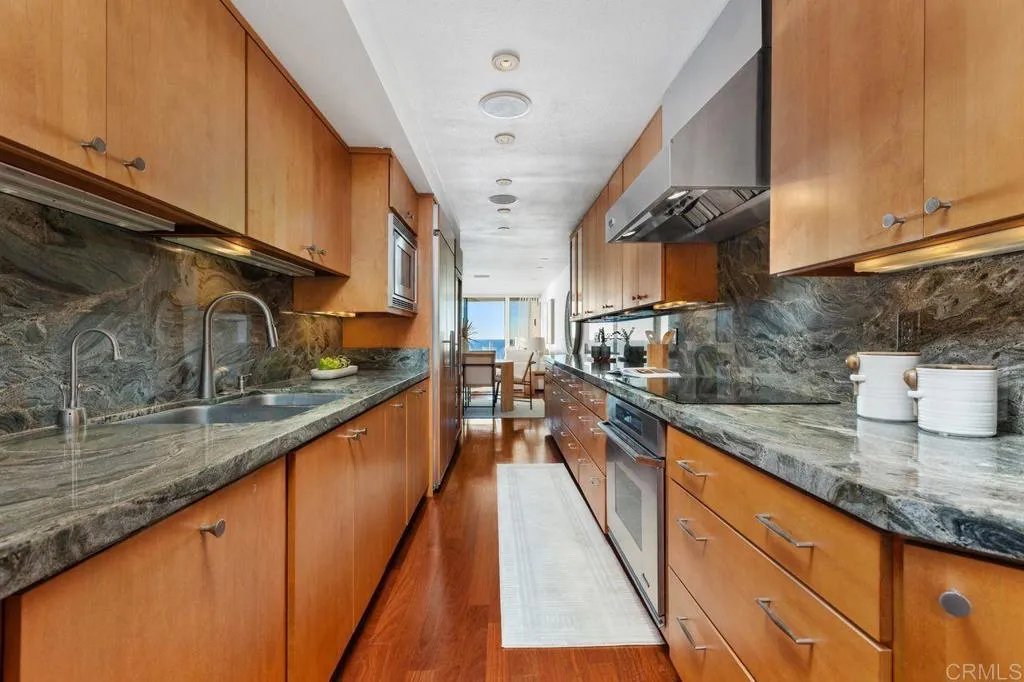 Additional image 16 of 369 W I Street, Encinitas, CA 92024