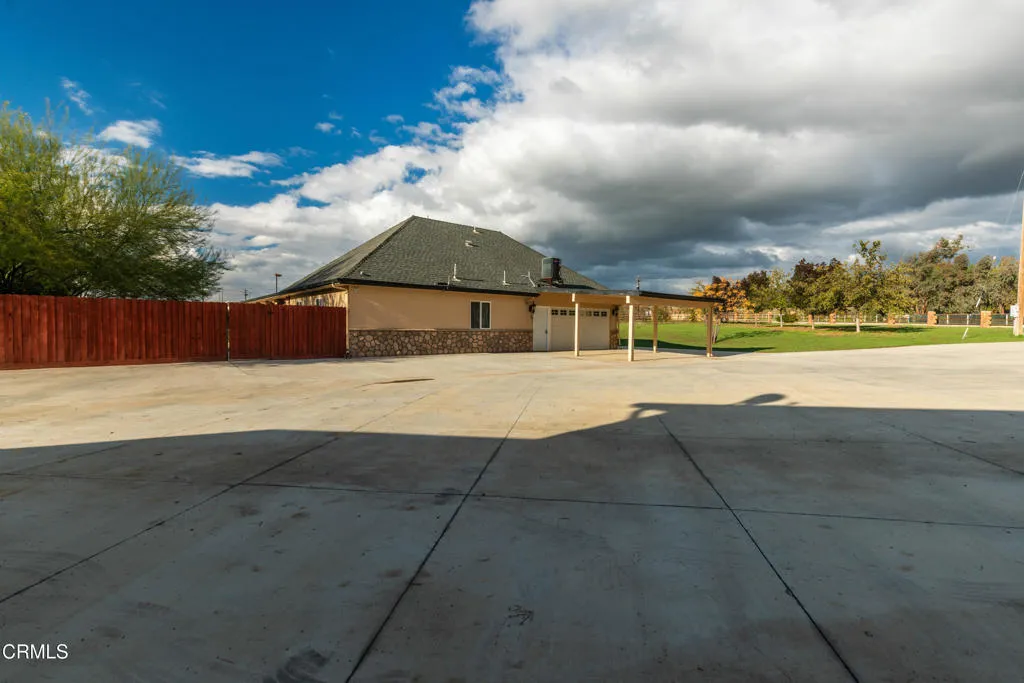 Additional image 81 of 102 Anna Lane, Bakersfield, CA 93308