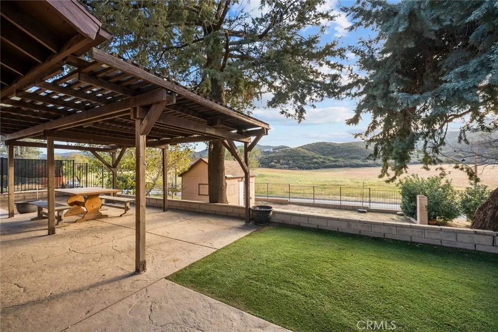 Additional image 43 of 42612 Montello Dr, Lake Elizabeth, CA 93532