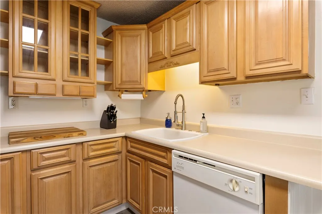 Additional image 23 of 110 S Russell St, Lakeport, CA 95453