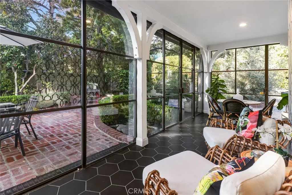 Additional image 16 of 2494 Glen Canyon Road, Altadena, CA 91001