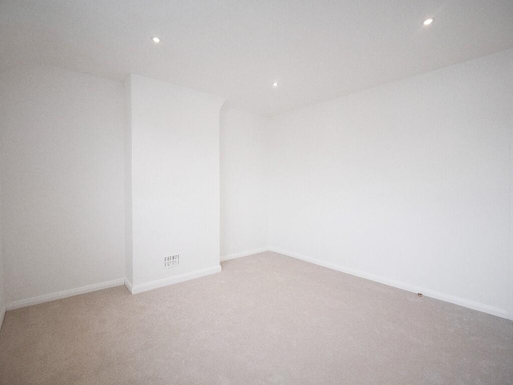 Additional image 12 of 15 Marshall Avenue, St. Albans, Hertfordshire, AL3