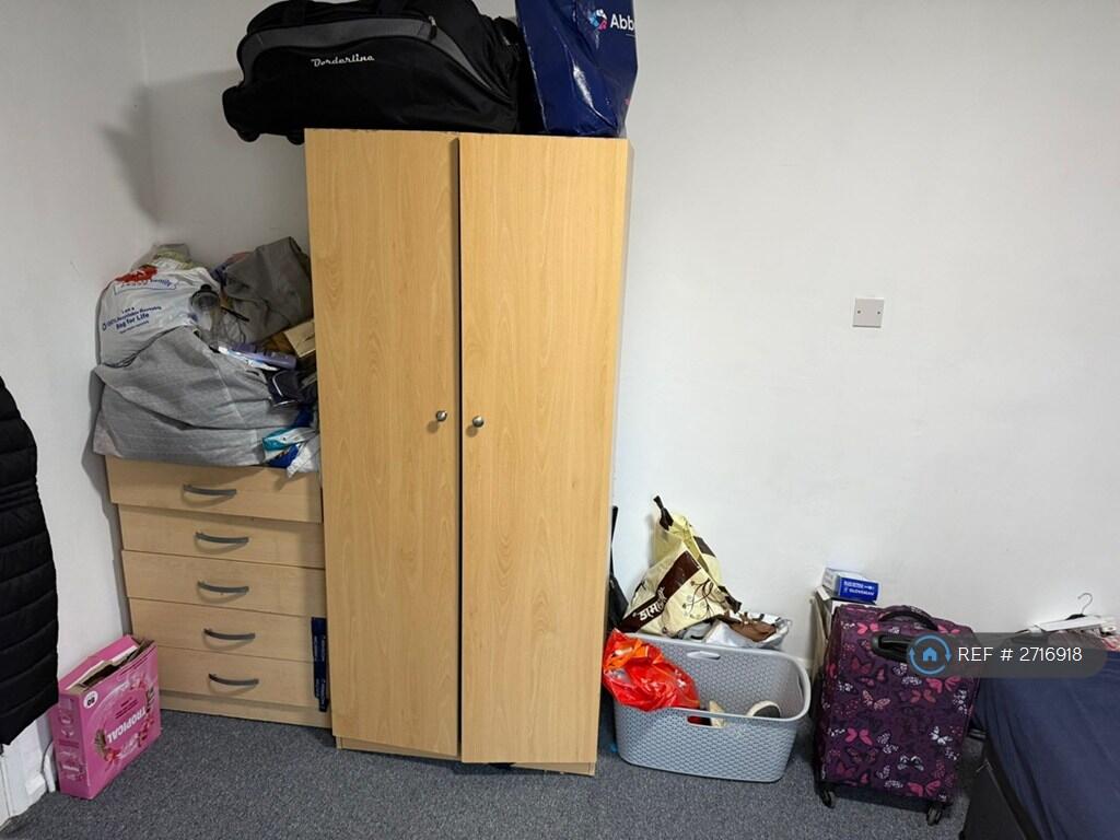 Additional image 3 of Link Walk, Hatfield, AL10