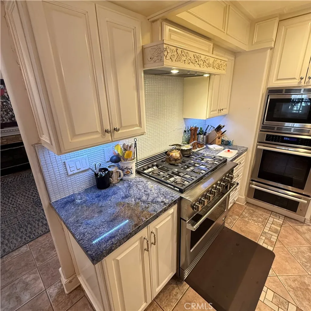 Additional image 11 of 25225 Avenida Dorena, Newhall, CA 91321