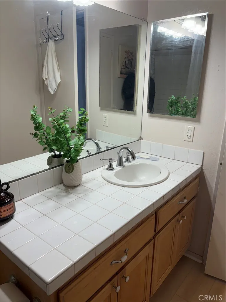 Additional image 36 of 10720 Woodley Avenue Unit 3, Granada Hills, CA 91344