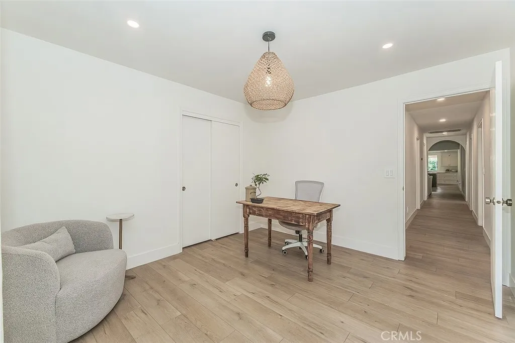 Additional image 102 of 406 E Audubon Drive, Fresno, CA 93720