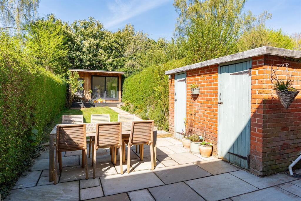 Additional image 24 of Handside Lane, Welwyn Garden City