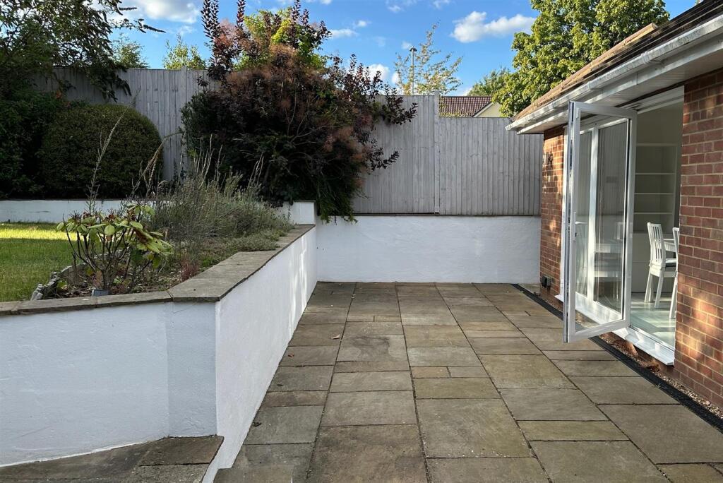 Additional image 29 of Butt Field View, St. Albans