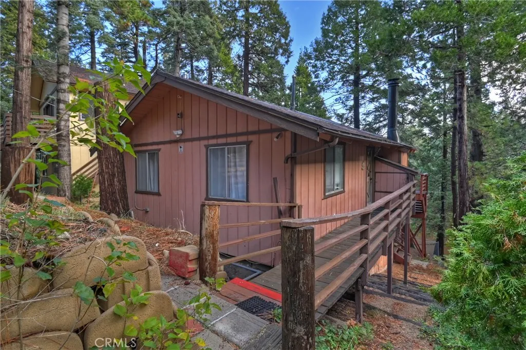 Additional image 3 of 558 Rose Ln, Twin Peaks, CA 92391