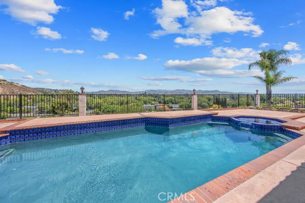 Additional image 11 of 2039 Channelford Road, Westlake Village, CA 91361
