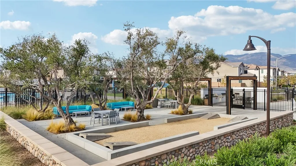 Additional image 139 of 2464 Yellowstone Way, Rialto, CA 92377