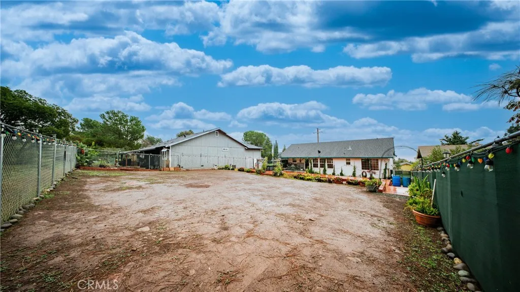 Additional image 27 of 19070 Ravenhill Rd, Hidden Valley Lake, CA 95467