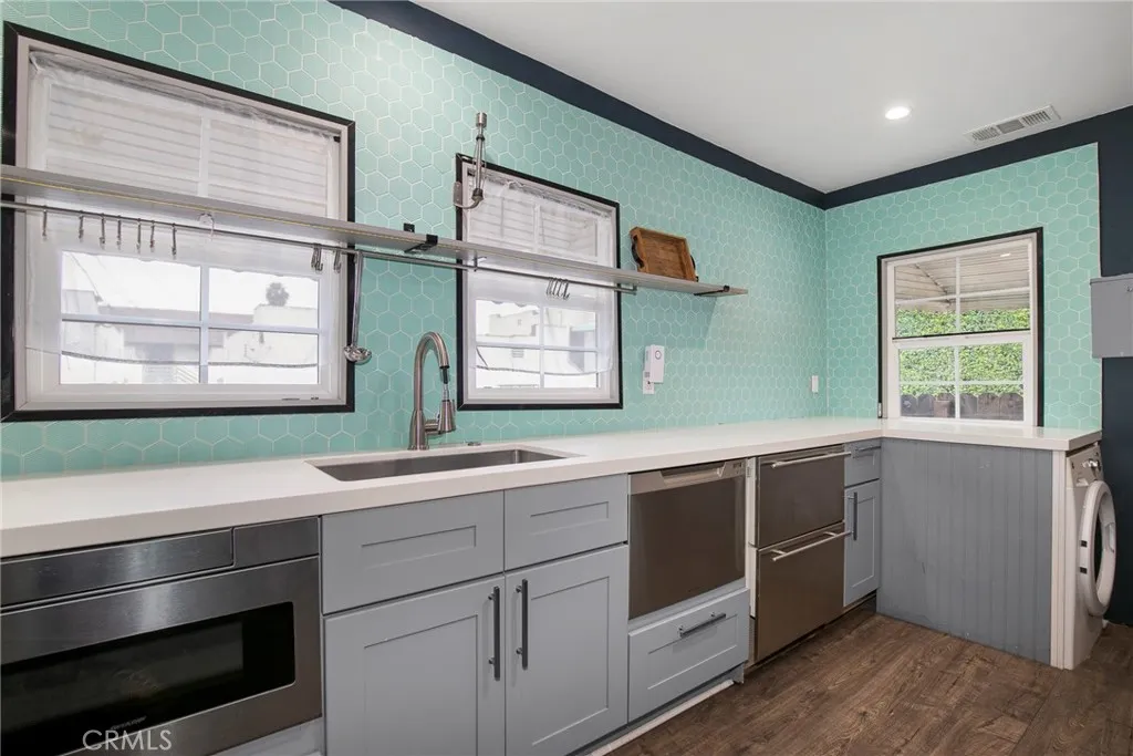 Additional image 8 of 5639 Ash Street, Los Angeles, CA 90042