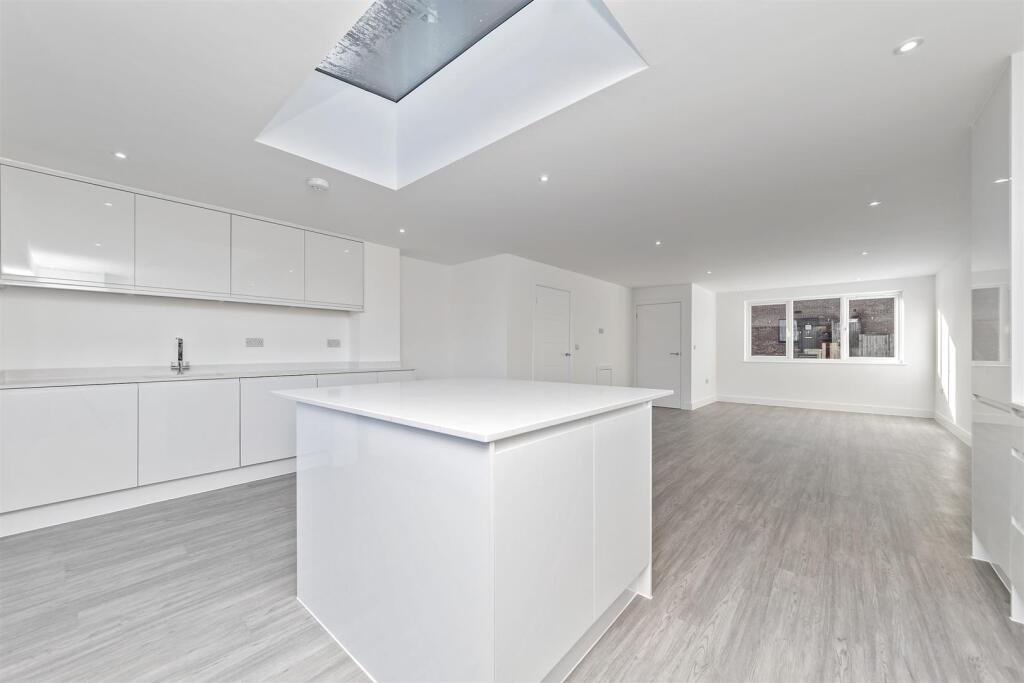 Additional image 4 of Chiltern Road, Marshalswick, St. Albans