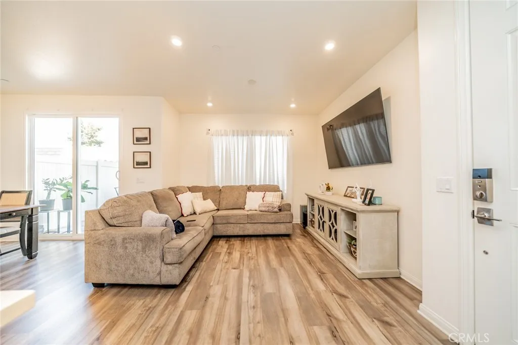 Additional image 17 of 214 Bonita Lane, Rialto, CA 92376