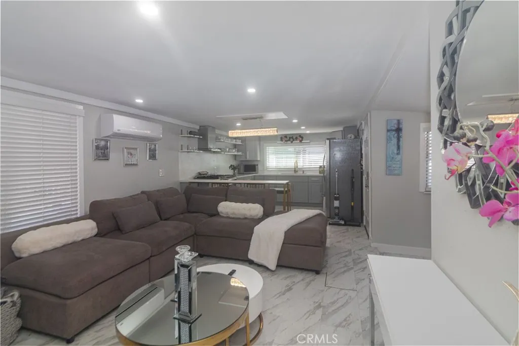 Additional image 11 of 133 S De Soto Ln, Tustin, CA 92780