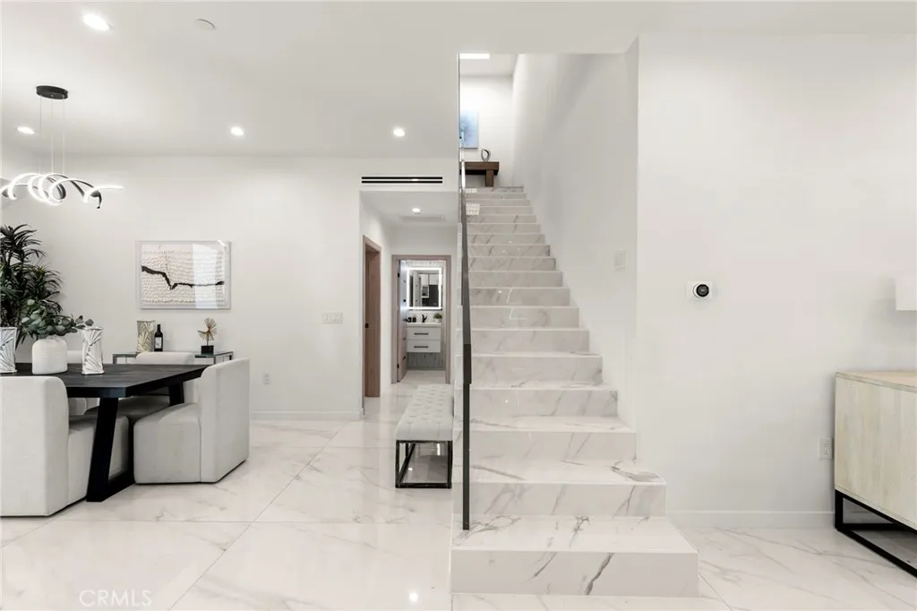 Additional image 88 of 4252 Shadyglade, Studio City, CA 91604