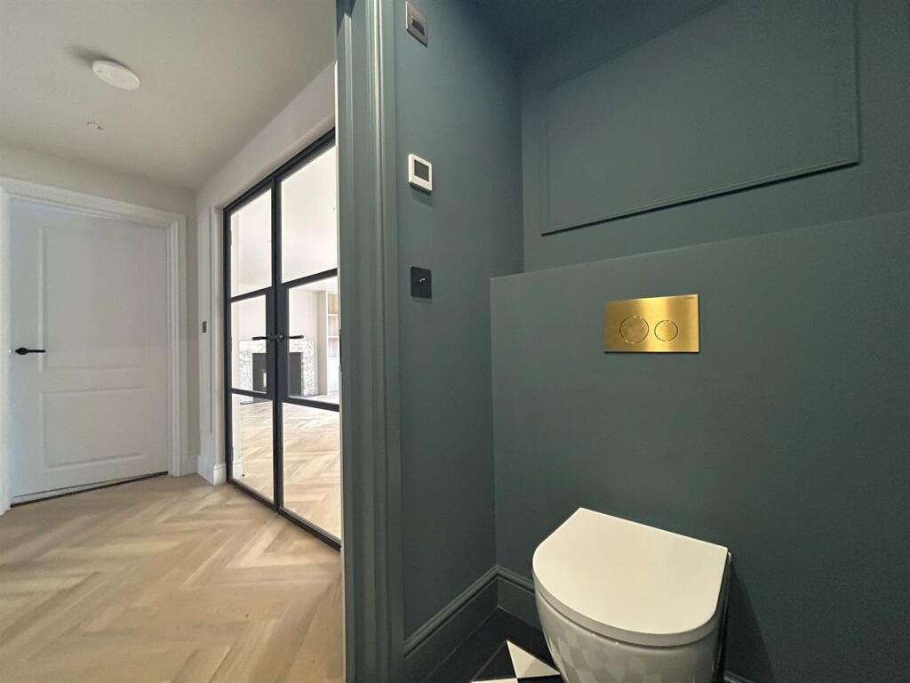 Additional image 10 of The Squirrels, Bricket Wood, St. Albans