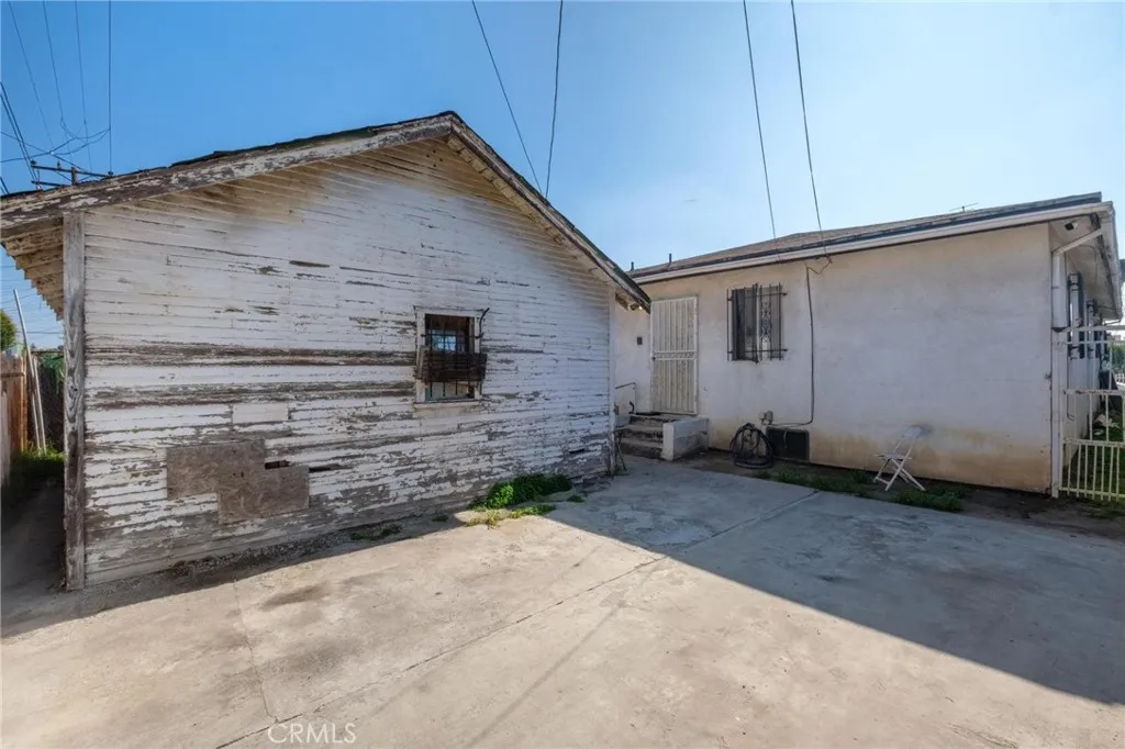 Additional image 70 of 1139 E 82nd St, Los Angeles, CA 90001