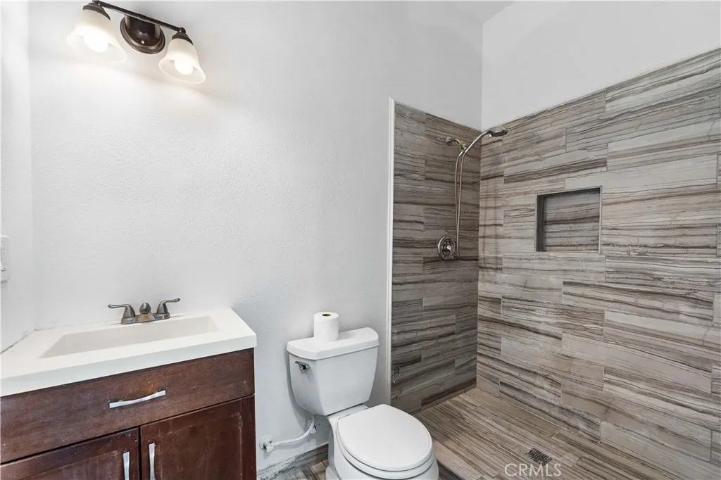 Additional image 29 of 5651 Radford, Valley Village, CA 91607