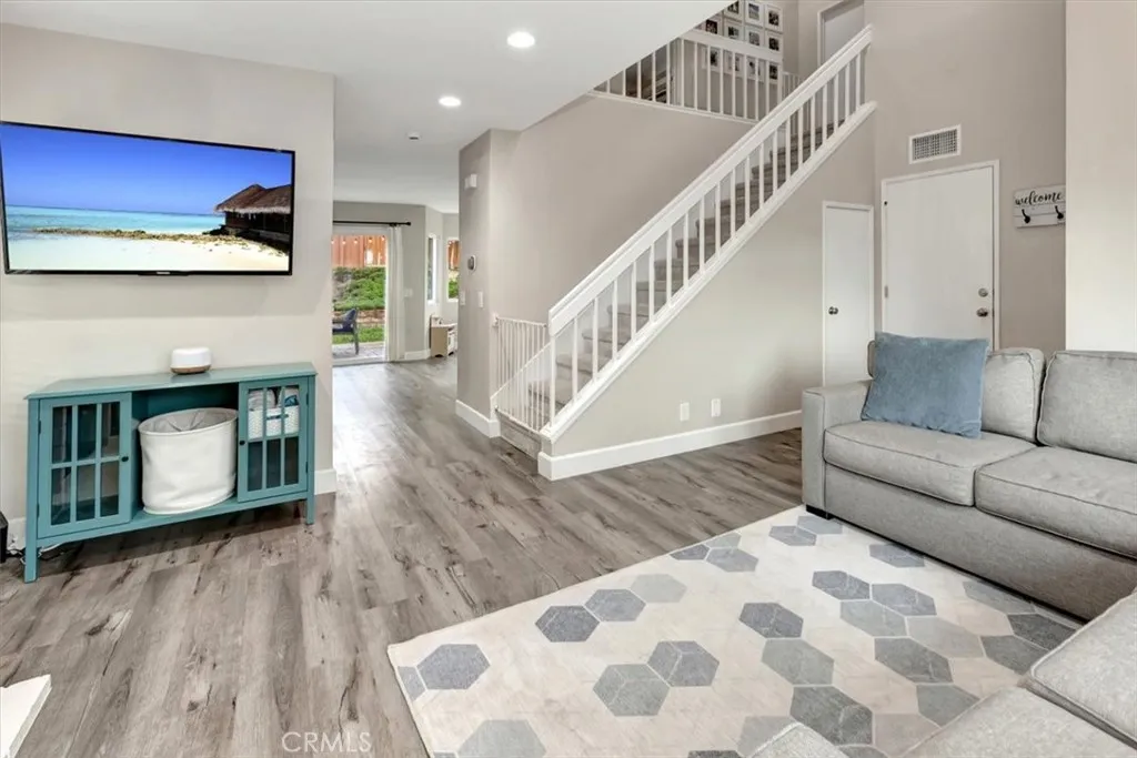 Additional image 5 of 21401 Kirkwall Ln, Lake Forest, CA 92630