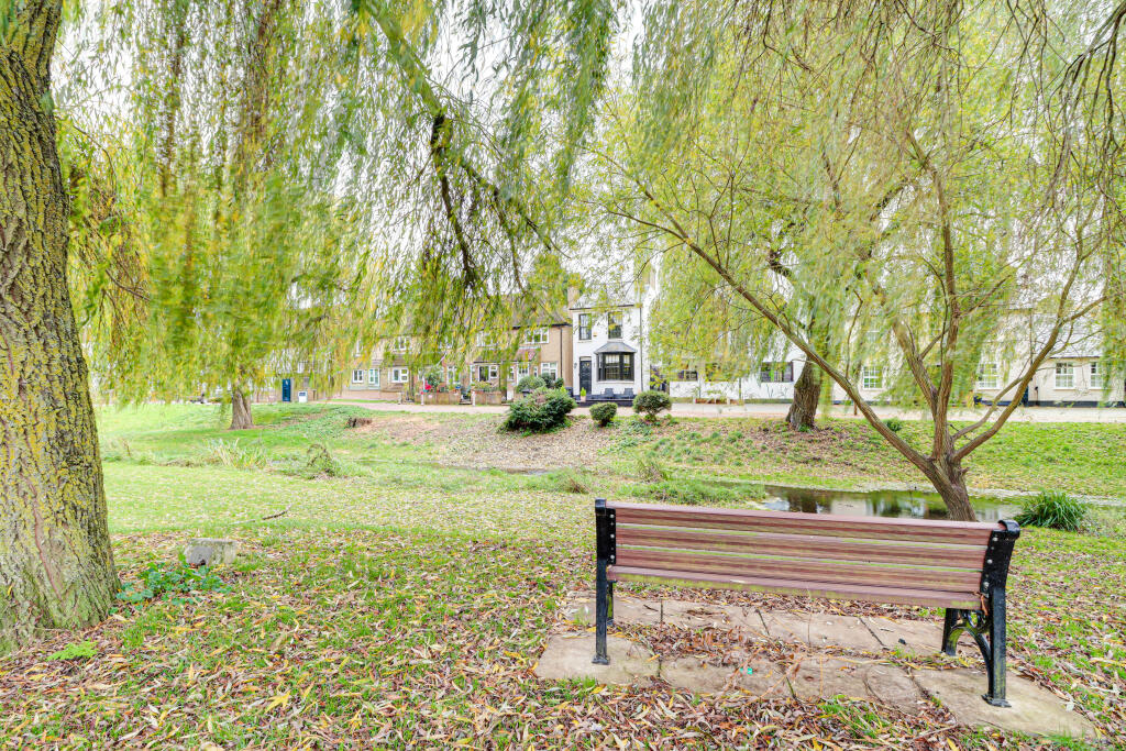 Additional image 21 of Waterside, London Colney, AL2