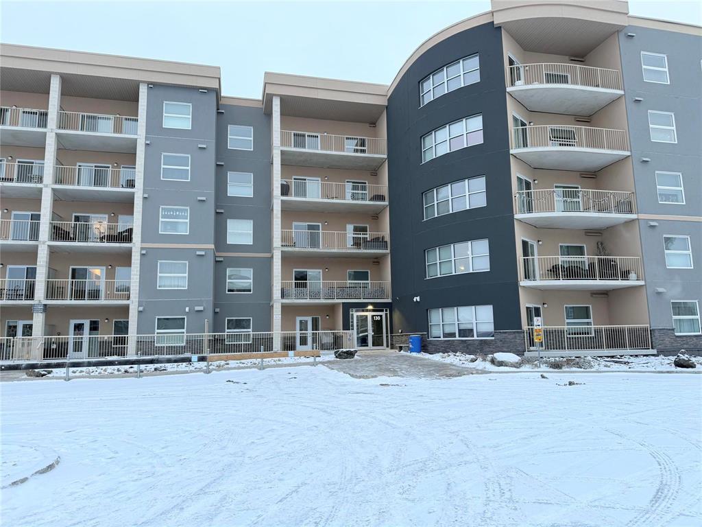 308 130 Creek Bend Road|Winnipeg, Manitoba R2N0K1