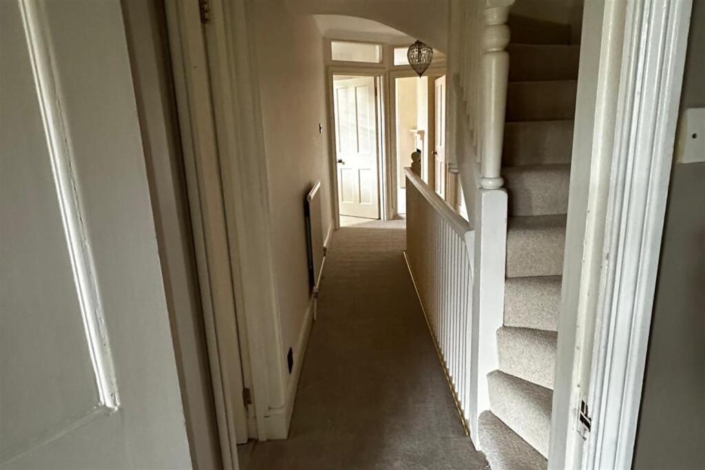 Additional image 16 of New Road, AL6