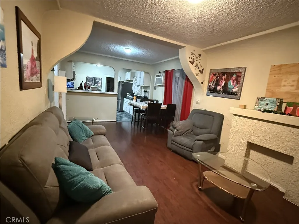 Additional image 7 of 1524 E 75th St, Los Angeles, CA 90001
