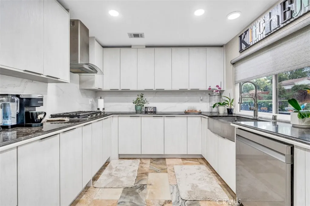 Additional image 82 of 5056 Windhill Dr, Riverside, CA 92507