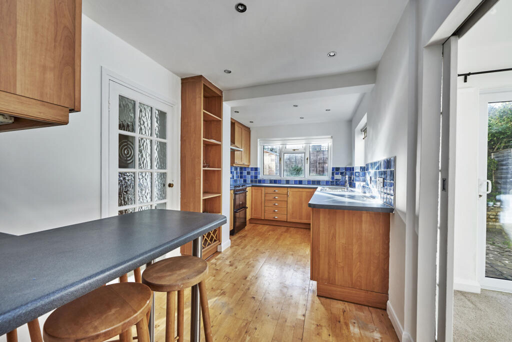 Additional image 16 of Cross Way, Harpenden, Herts, AL5