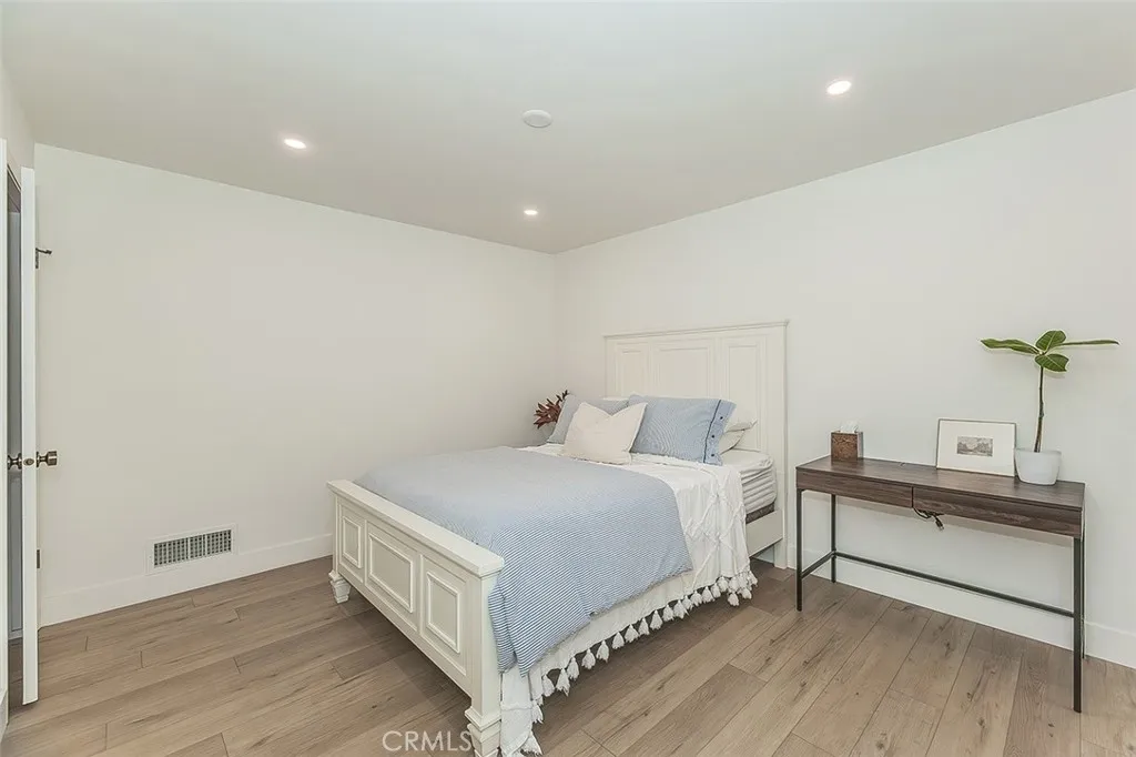 Additional image 106 of 406 E Audubon Drive, Fresno, CA 93720