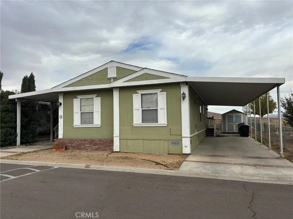 Additional image 40 of 20843 Waalew Rd Unit C4, Apple Valley, CA 92307