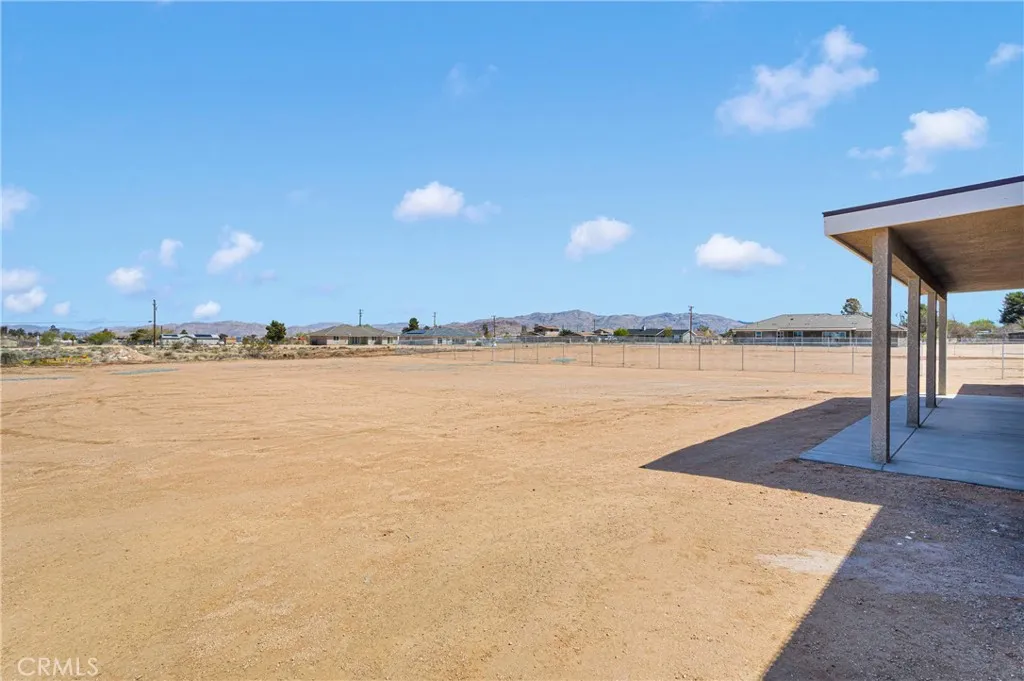 22520 Houston Street, Apple Valley, CA 92308