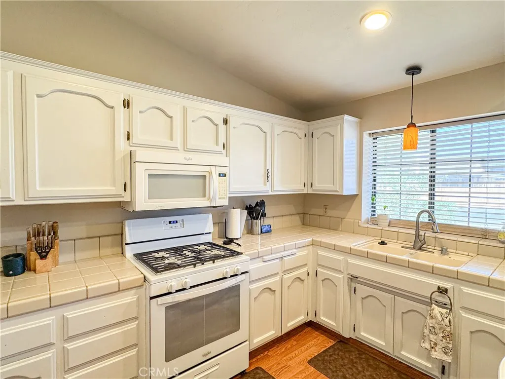 Additional image 9 of 10609 Camino El Canon, Bakersfield, CA 93311