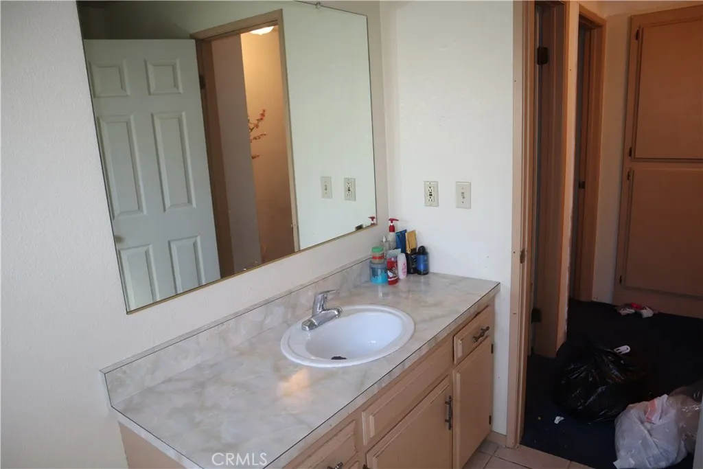 Additional image 18 of 14955 Elizabeth Lake Rd, Lake Hughes, CA 93532