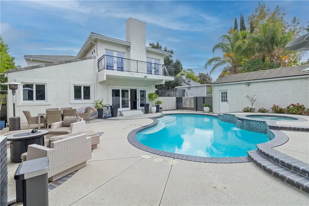 Additional image 49 of 5439 Gentry Avenue, Valley Village, CA 91607