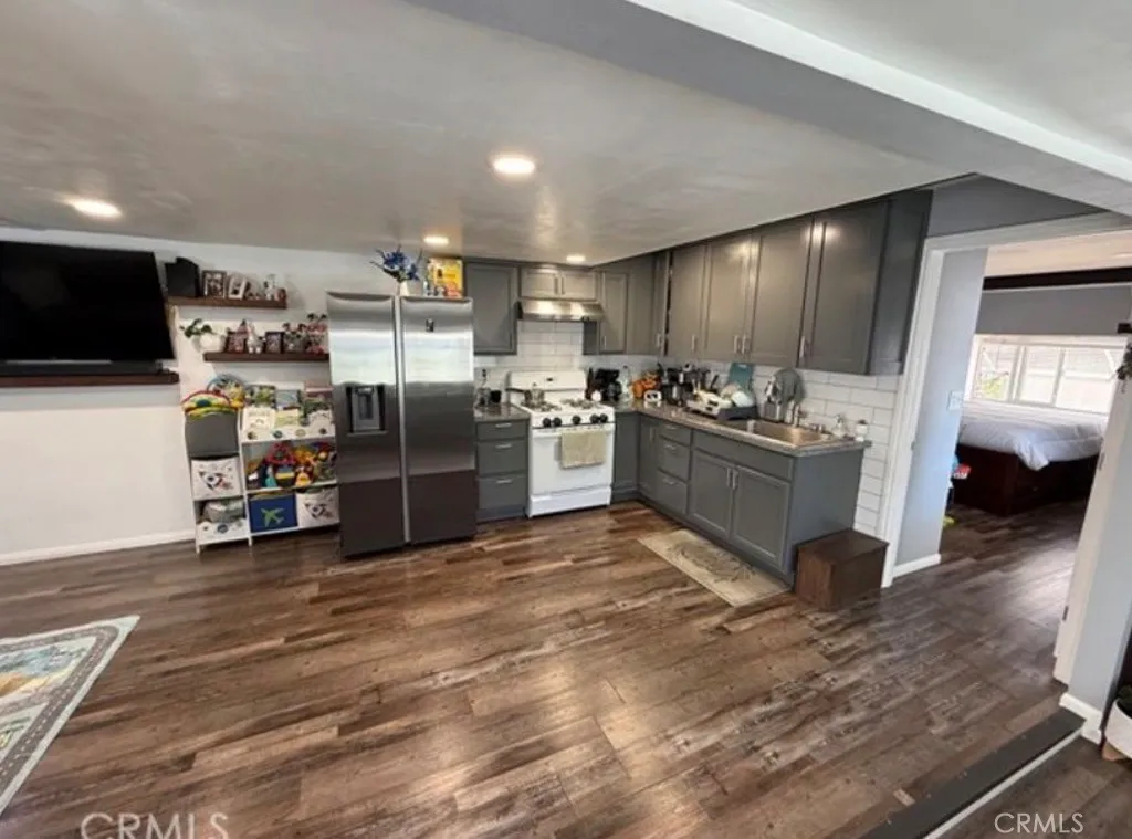 Additional image 21 of 715 W 220th St, Torrance, CA 90502