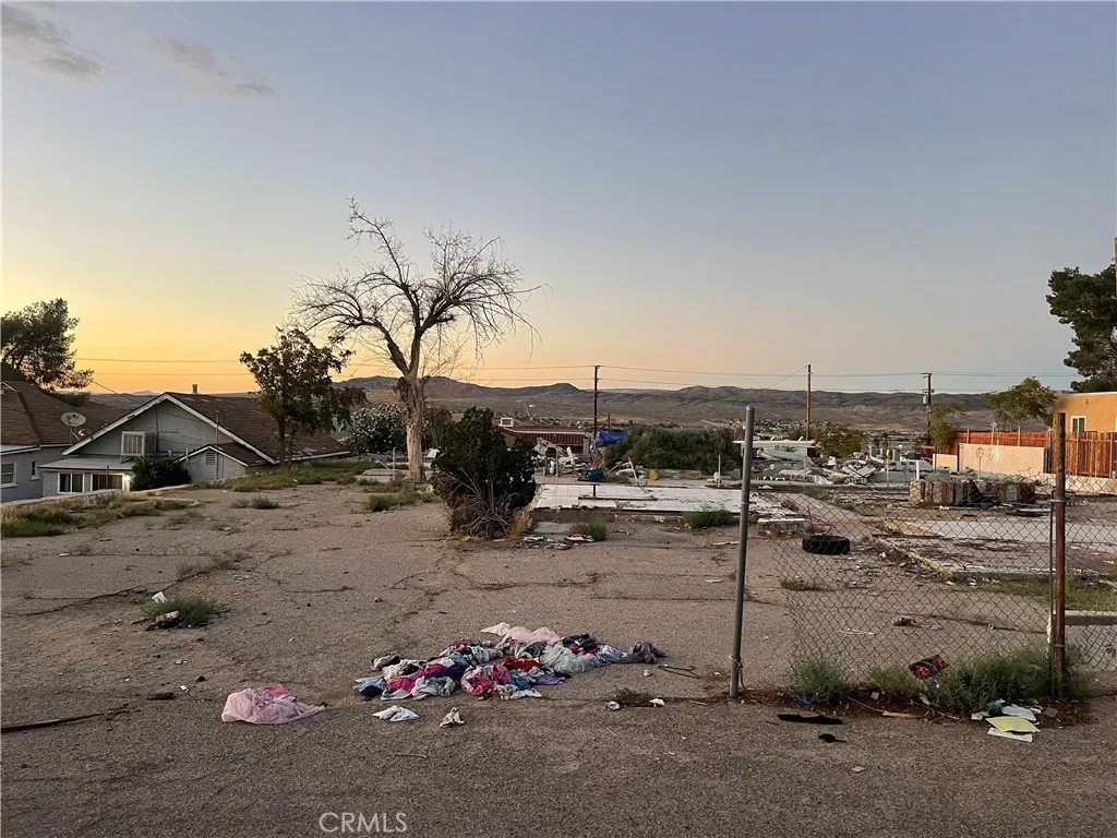 Additional image 68 of 226 E Fredricks St, Barstow, CA 92311