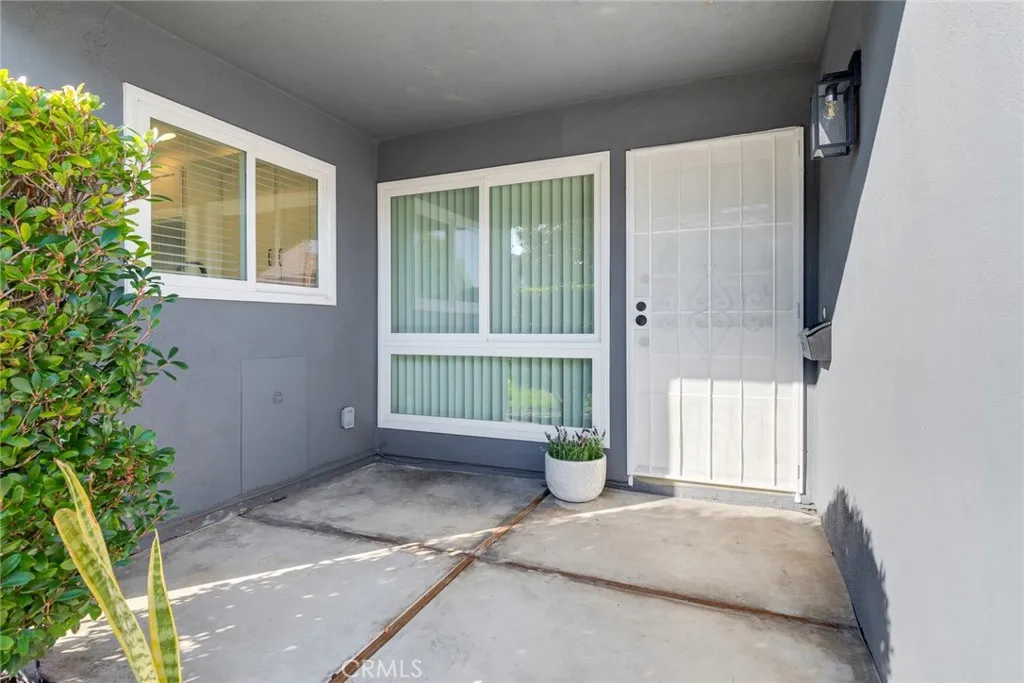 Additional image 2 of 2408 Saratoga Way, Costa Mesa, CA 92626