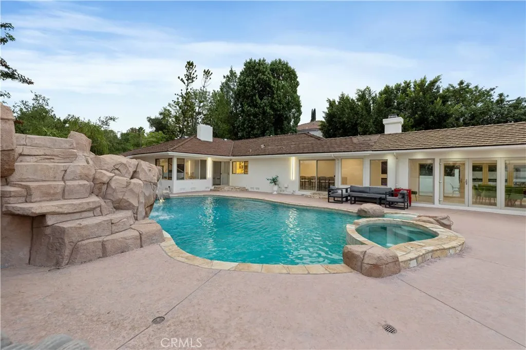 Additional image 52 of 4651 Ellenita Ave., Tarzana, CA 91356