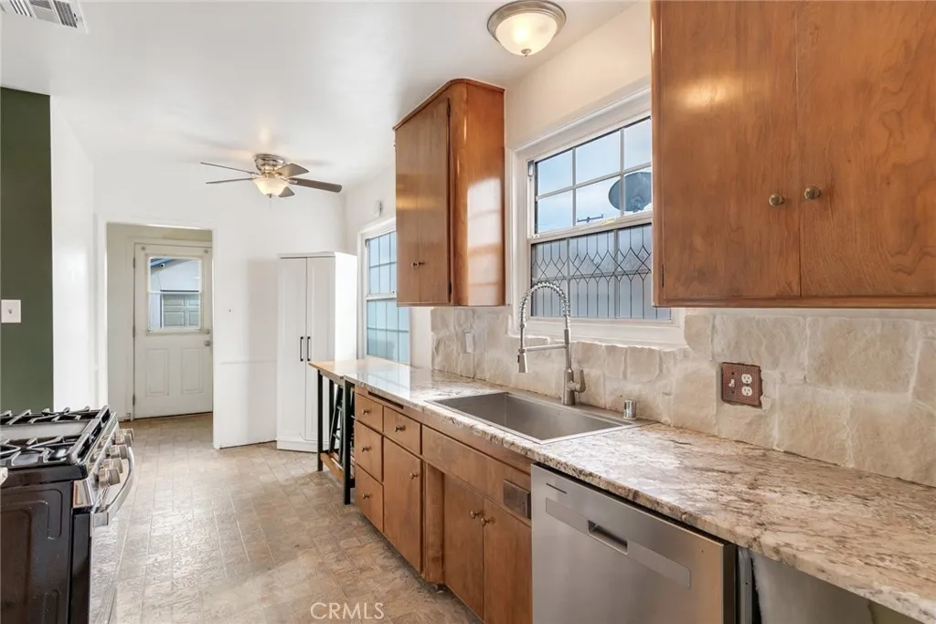 Additional image 33 of 1146 N Azusa, Azusa, CA 91702