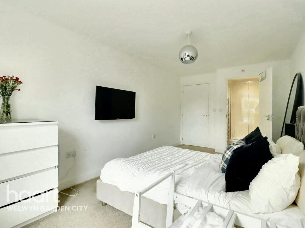 Additional image 11 of Bridge Road East, Welwyn Garden City